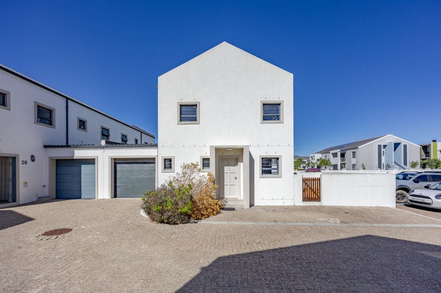2 Bedroom Property for Sale in Burgundy Estate Western Cape